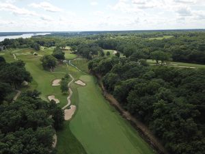 Davenport Aerial 9th Approach